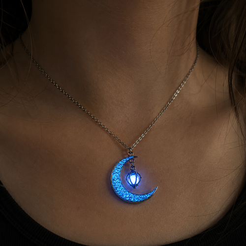 Selene — The Lunar Pendant